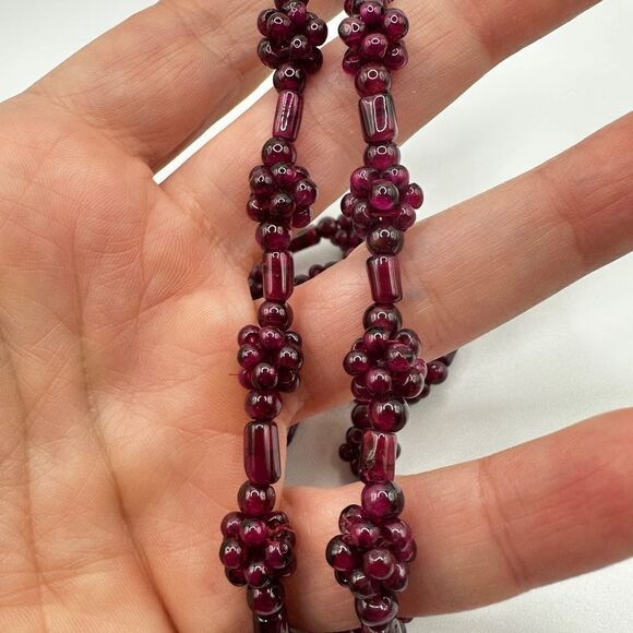 Vintage 23” genuine garnet cluster beaded necklace! - Picture 3 of 10
